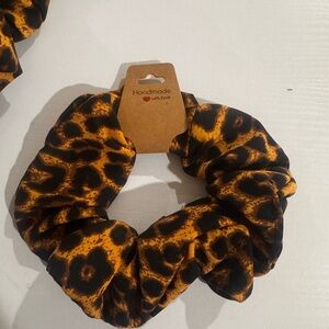 Chic Black and Cream Scrunchie